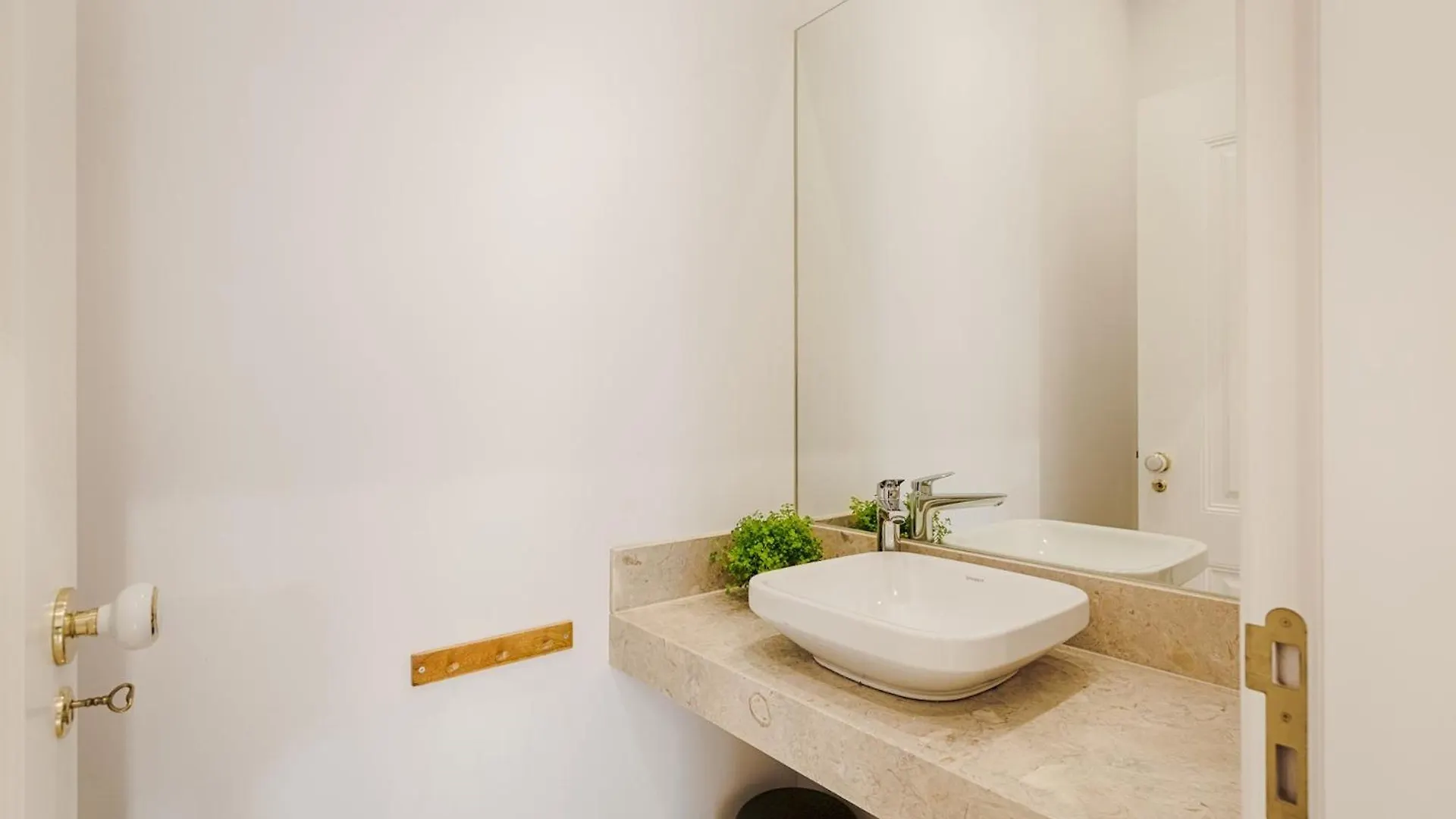 Architectural Gem In Baixa Apartment Lisbon Portugal